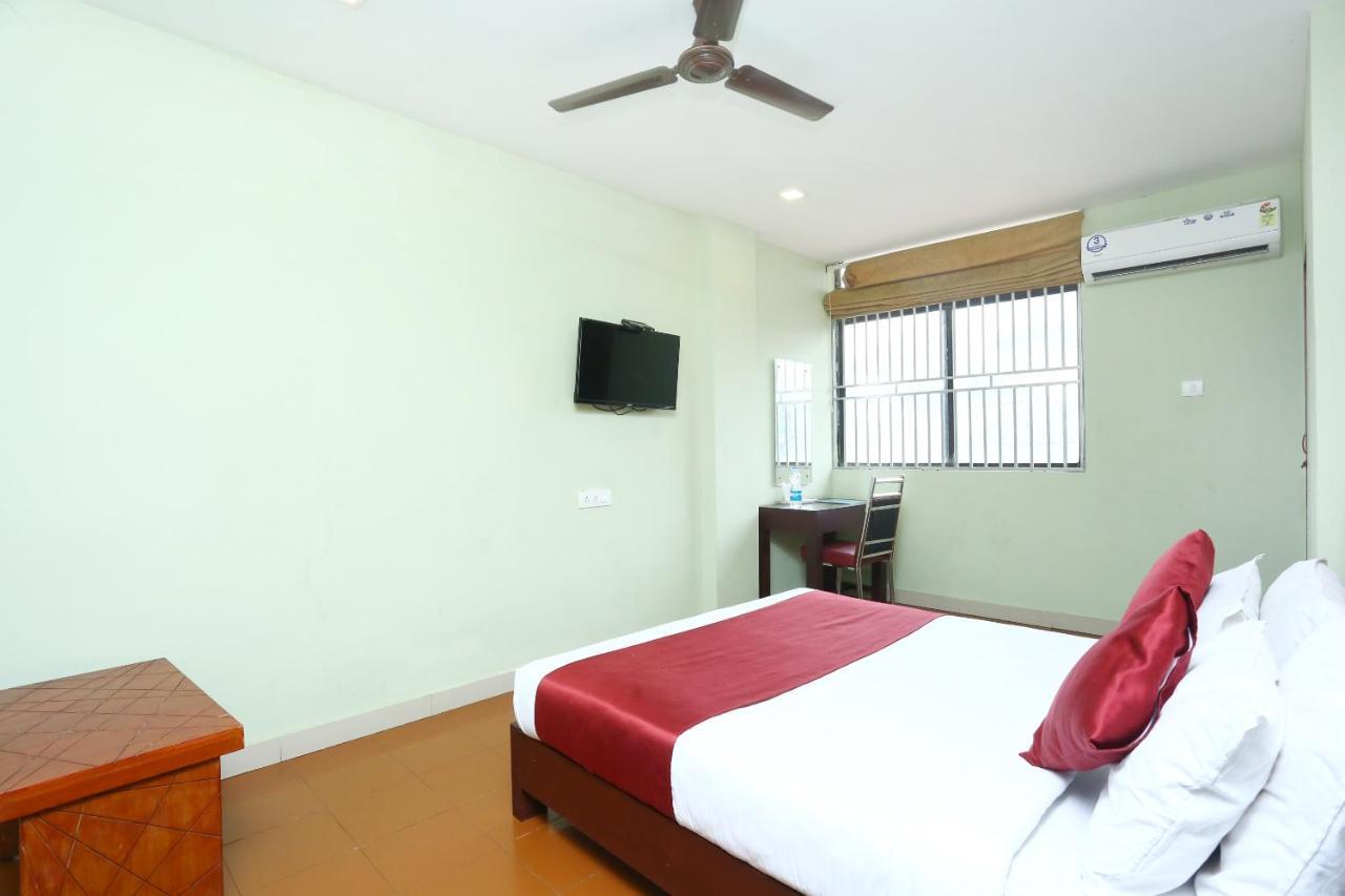 Oyo 15190 Select Residency Hotell Kozhikode Exteriör bild