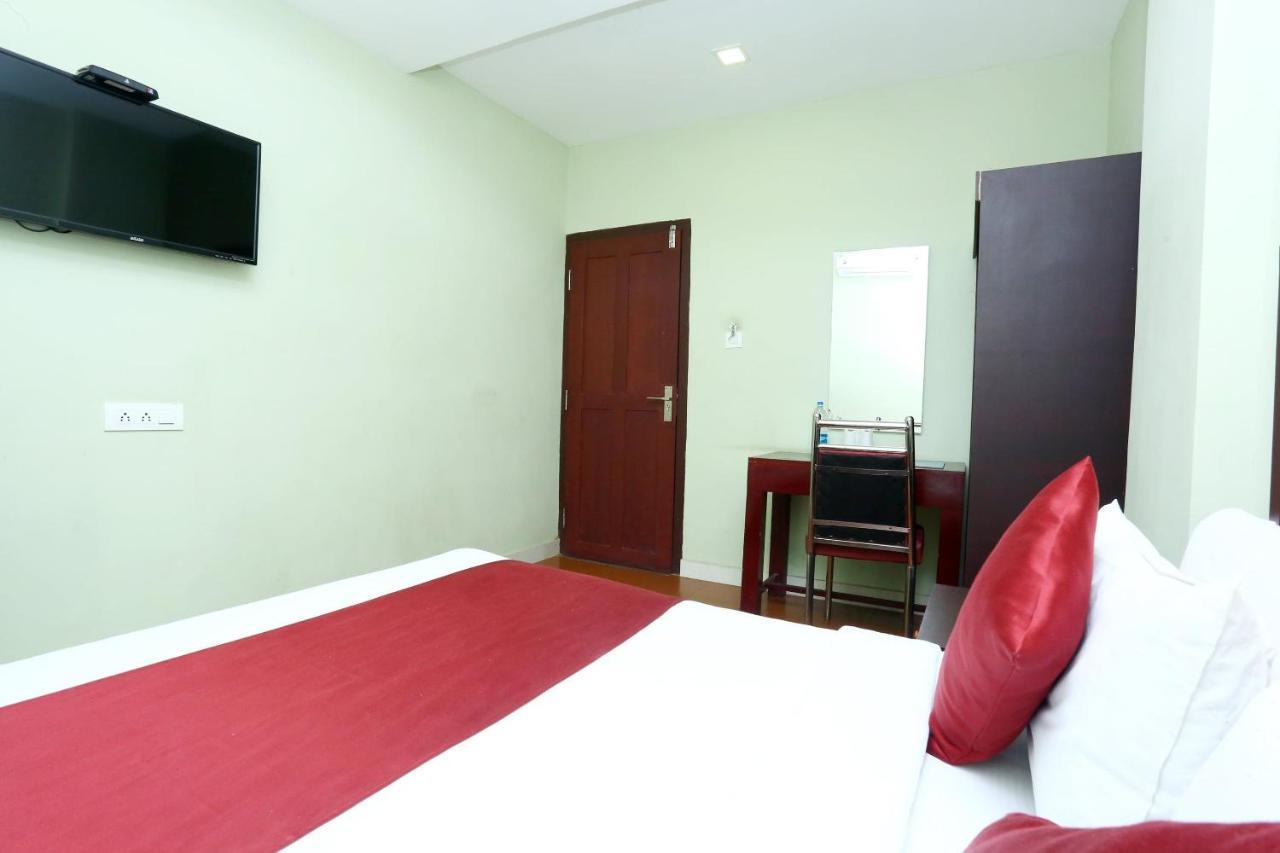 Oyo 15190 Select Residency Hotell Kozhikode Exteriör bild