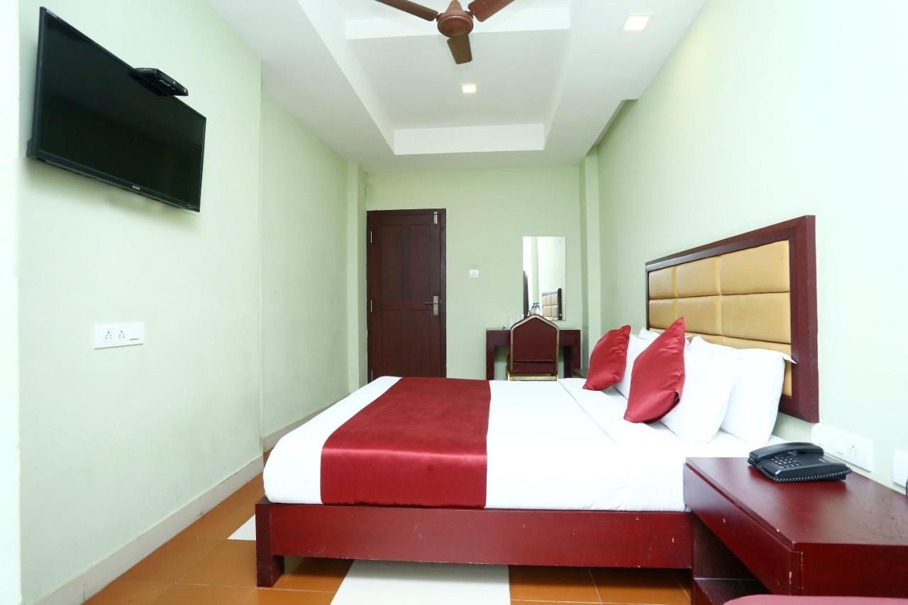 Oyo 15190 Select Residency Hotell Kozhikode Exteriör bild